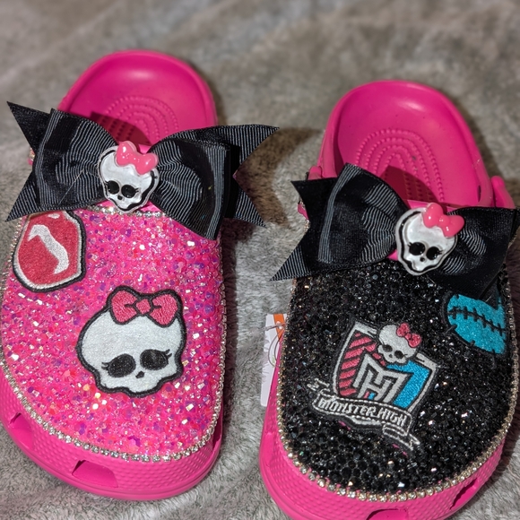 Custom Crocs - Picture 1 of 5